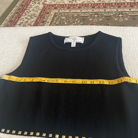 St John Sport top - Picture 8 of 8